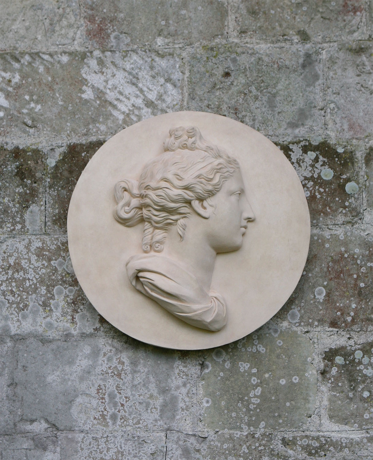 Roundel Head Coade Sculpture Decorative